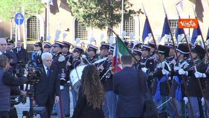Giornata dell'Unità Nazionale, il Presidente Mattarella rende omaggio al Milite Ignoto al Vittoriano