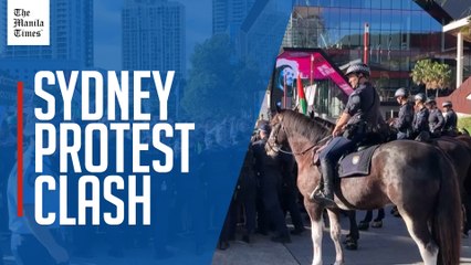 Police and protesters clash outside Sydney defense expo, at least 10 arrested