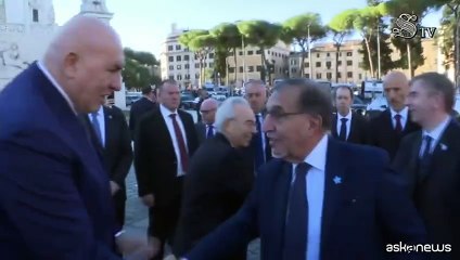 Celebrazioni 4 novembre, vertici Stato e premier all'altare della Patria