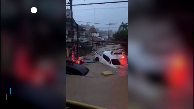 Typhoon Talmaegi causes severe flooding in Cebu (Philippines)