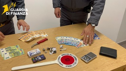 Montecchio di Vallefoglia (PU) - Fermati con 200 grammi di hashish: due giovani arrestati (04.11.25)