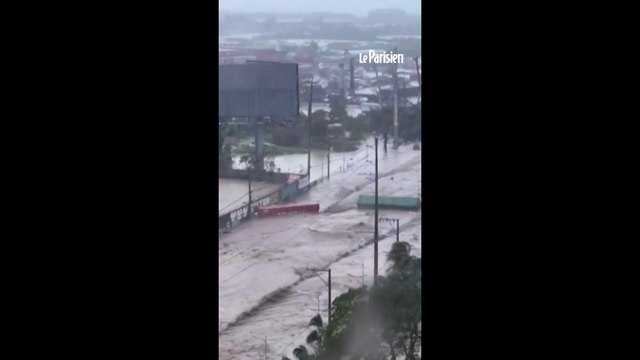 Les Philippines en proie à d'impressionnantes inondations