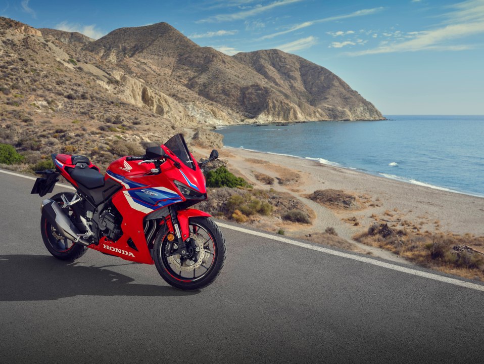 2026 Honda CBR500R: Sportlicher Fahrspaß mit moderner Technik