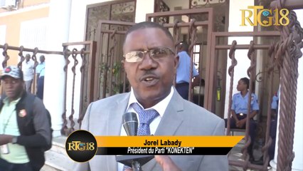 Prezidan pati "KONEKTE'N" lan Jorel Labady vin pran kopi avan pwojè dekrè elektoral la nan KEP a