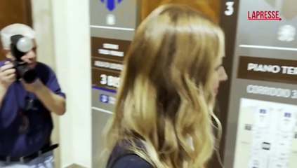 Milano, Chiara Ferragni arriva in aula in tribunale