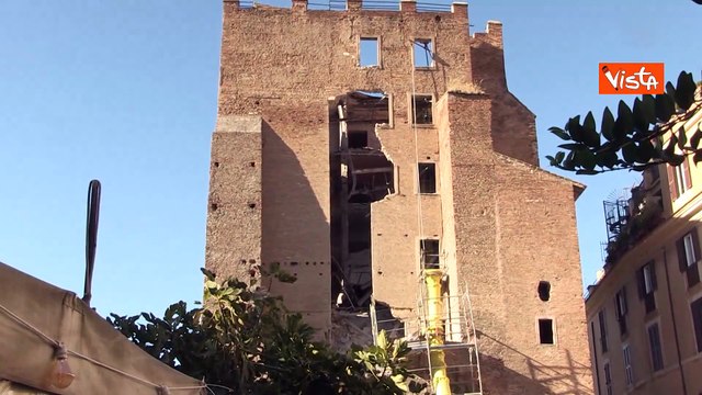 Le condizioni della Torre dei Conti il giorno dopo il crollo