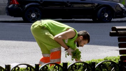 El paro sube en 22.101 personas en octubre tras el fin de la temporada estival