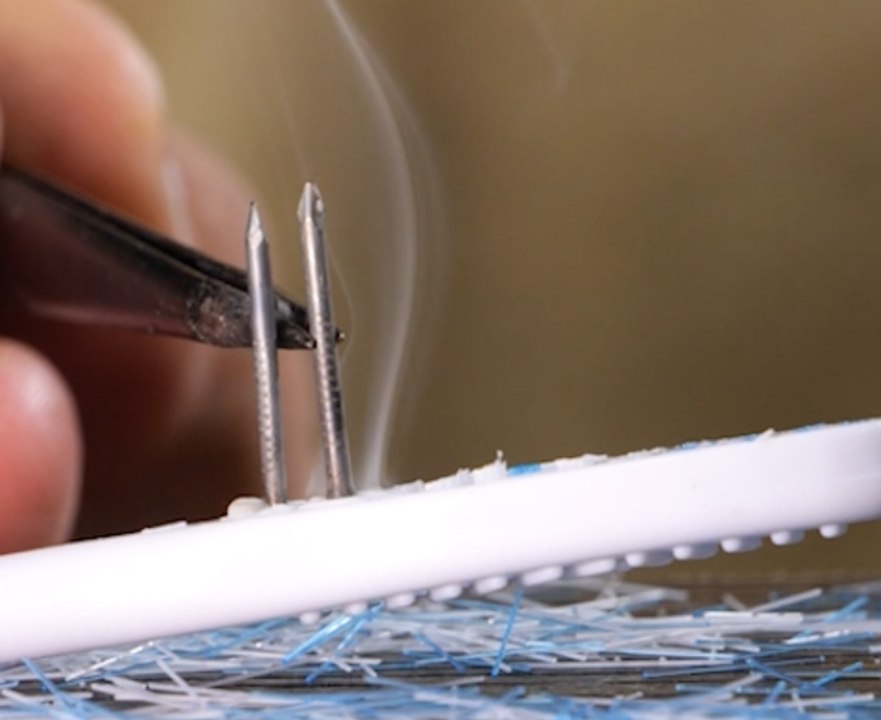 Rust removal with nails