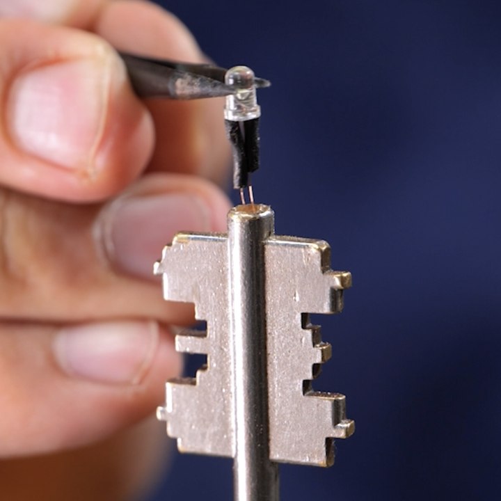 Turning a simple key into a torch 🔦