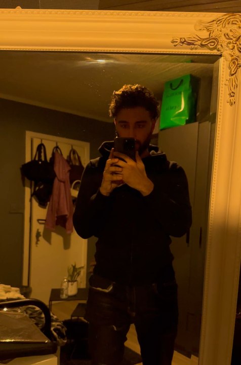 Hiii