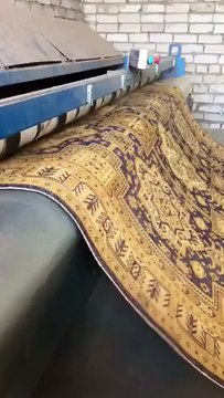 Un appareil pour nettoyer les tapis tellement satisfaisante