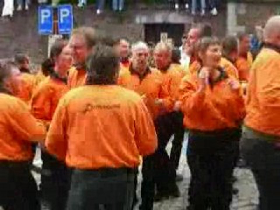 doudou 2008 - les remparts"je mets l'dragon devant"