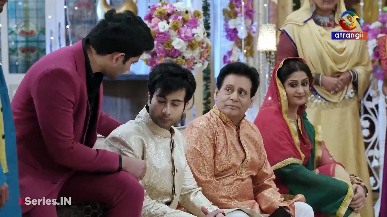 Watch Kaneez Episode 2 Web Series » UncutMaza