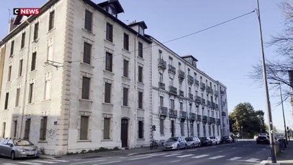 Grenoble : un terrain privé squatté depuis 10 ans