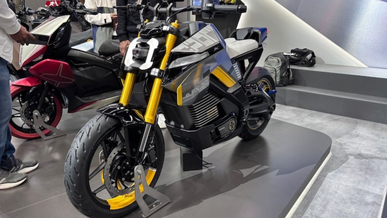 TVS e.FX.30 AMP – E-Naked Bike mit innovativem Antrieb auf der EICMA 2025