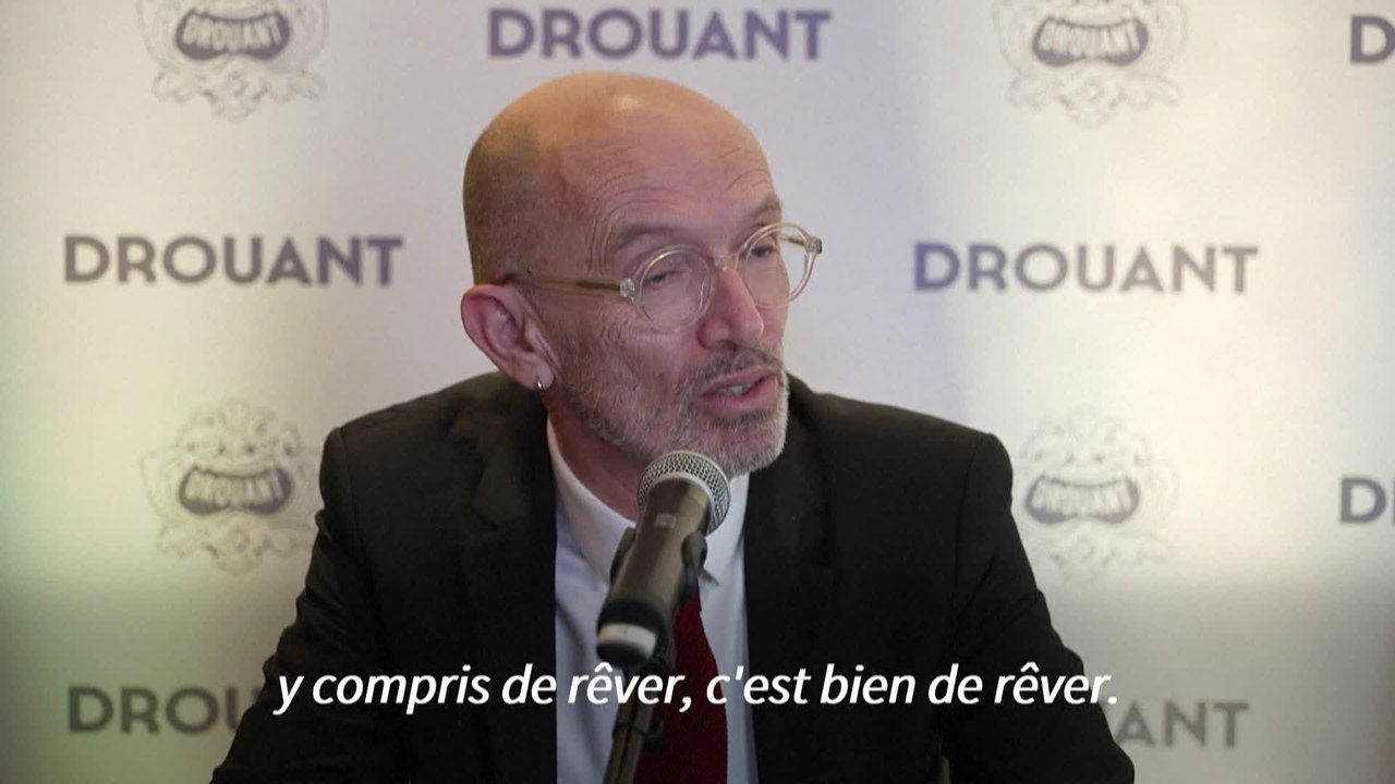 Le Goncourt attribué à Laurent Mauvignier pour "La maison vide"