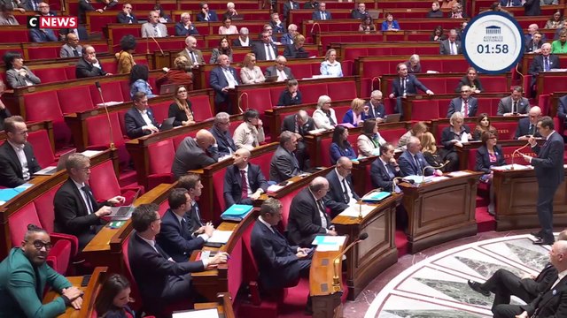 Réserver primes de Noël aux familles avec enfants ?