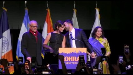 Zohran Mamdani, il sindaco socialista che promette di cambiare New York