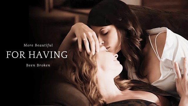 Female Friendship Soon evolves into a Complicated Romance - A film about strong relationships