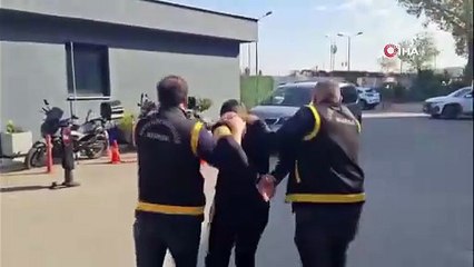 Bursa\'da eşini 45 yerinden bıçaklayan cani koca tutuklandı