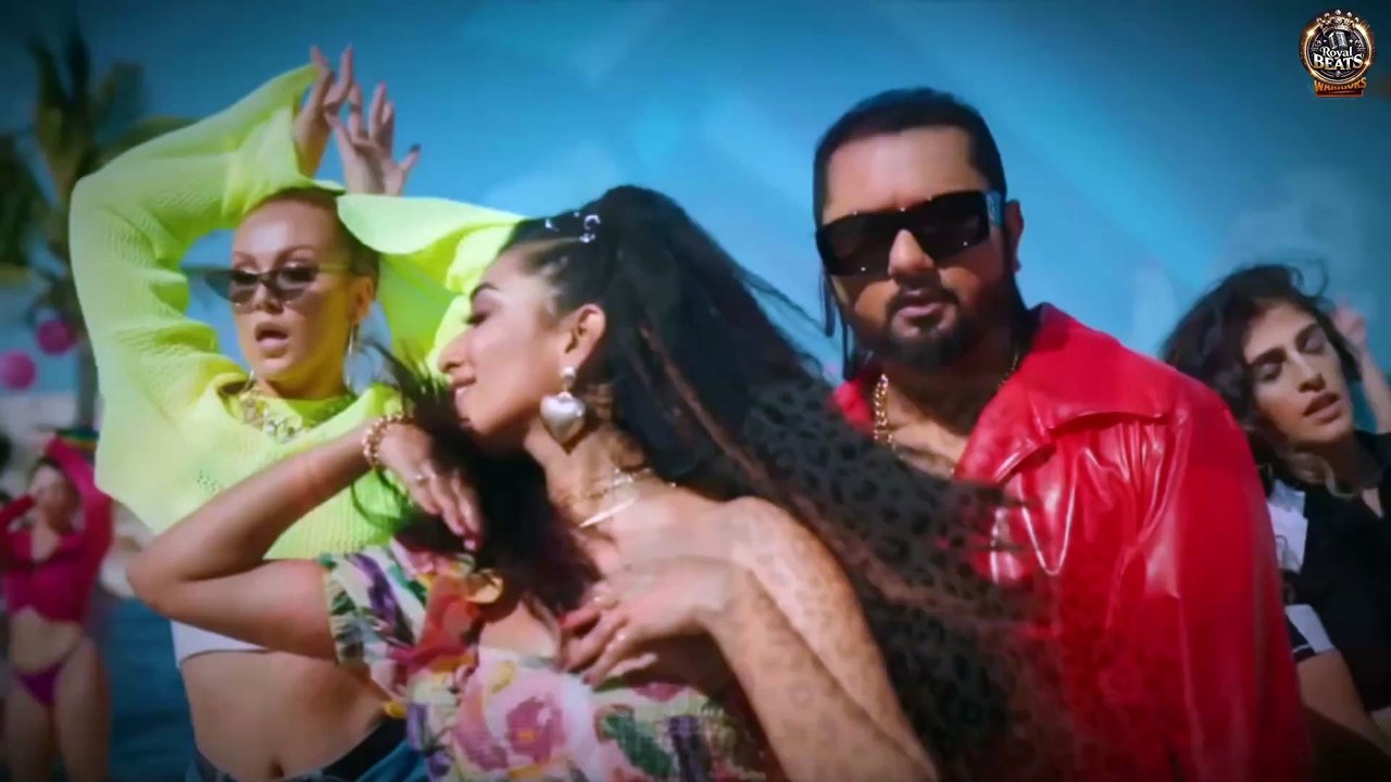 Chhu Le Zaraa Full Yo Yo Honey Singh Remix All Over the World Songs...