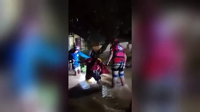 Typhoon Kalmaegi: Thousands evacuated from Philippines as deadly tropical storm hits
