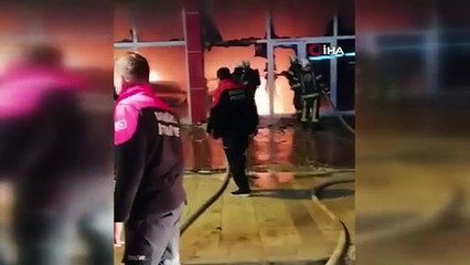 Denizli’de ortağı cinayetten tutuklanan oto galeri kundaklandı, 5 araç küle döndü