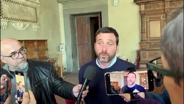 Pistoia, il sindaco Tomasi lascia: andrà in Regione. Si commuove all'annuncio: Ho dato tutto