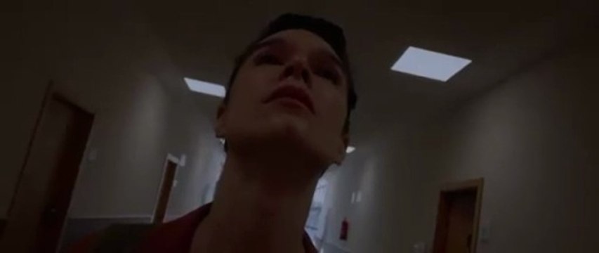 Ella en mil pedazos Tráiler