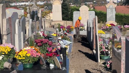 Villars expérimente la végétalisation du cimetière communal