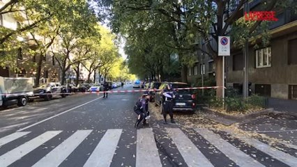 Milano, muore 87enne investito da furgone: autista in fuga
