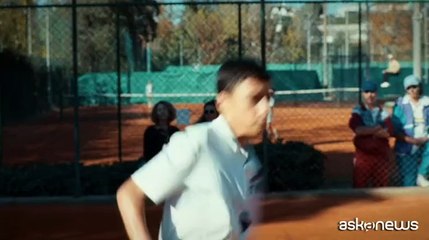 Pierfrancesco Favino è "Il Maestro" di tennis: «Tifo Sinner ma amo quelli come McEnroe»