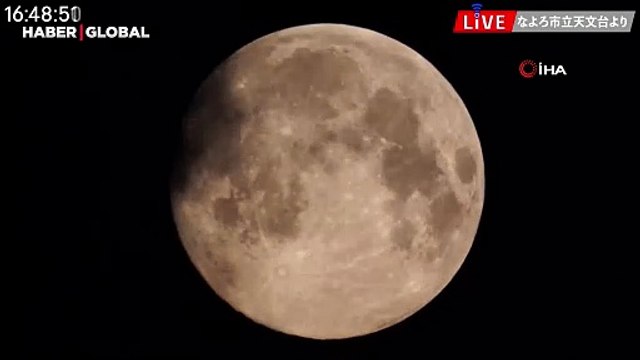 Süper Ay Japonya'da görsel şölen yaşattı