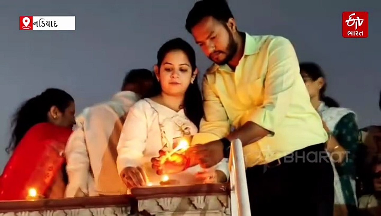 ખેડા: નડિયાદના સંતરામ મંદિરમાં દેવ દિવાળીની ભવ્ય ઉજવણી; ૧,૧૧,૦૦૦ દીવડાઓથી ઝળહળ્યું મંદિર
