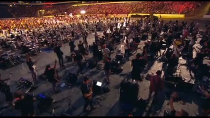 Rockin'1000 per la prima volta all'Allianz Stadium di Torino