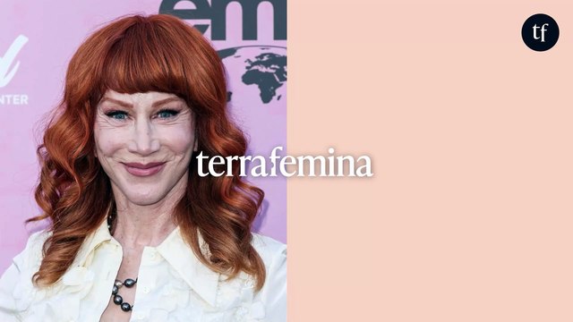 En bikini à 65 ans, cette actrice iconique rhabille les sexistes anti-vieilles pour l'hiver et fait de sa sensualité un message politique