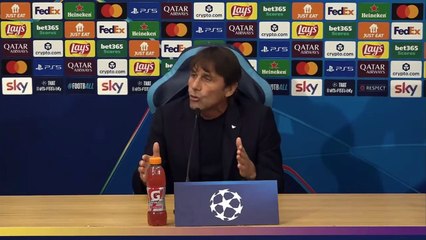 Conte: "Il Napoli che lotta per le prime posizioni dà fastidio e forse fa anche paura"