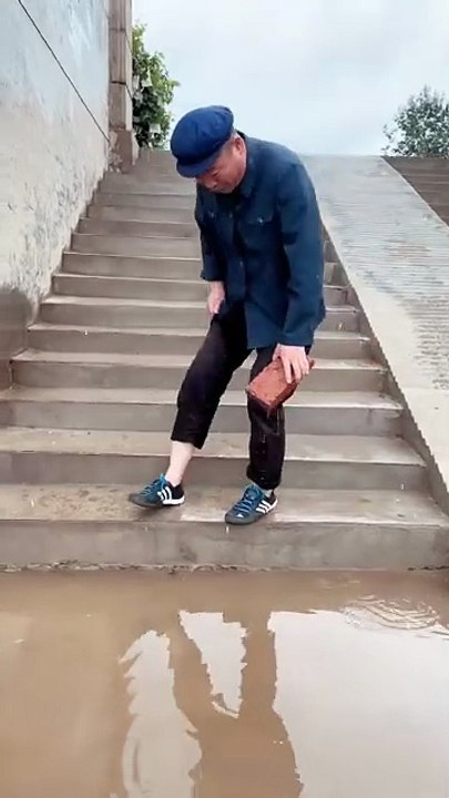 Quando o busão resolve dar mortal só pra aparecer no Instagram