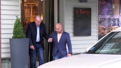 El Rey Juan Carlos I llega a Galicia en medio del revuelo por la publicación de sus memorias