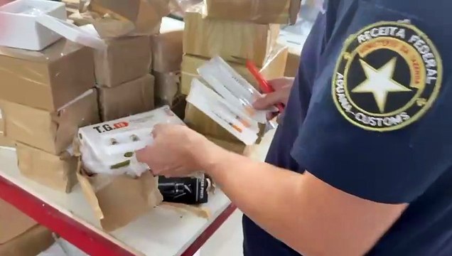 Receita Federal apreende R$ 100 mil em produtos estrangeiros irregulares em Cascavel