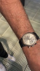 Un Valjoux 7730 fait battre le boîtier de cette #lip vintage #horlogerie