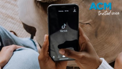 Which apps are included in the Aussie under-16s social media ban?