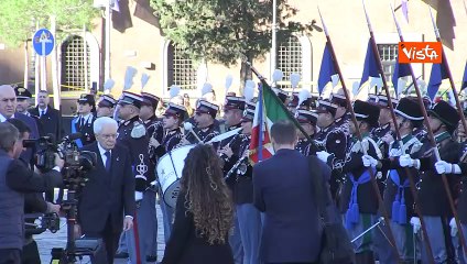 Giornata dell'Unità Nazionale, il Presidente Mattarella rende omaggio al Milite Ignoto al Vittoriano