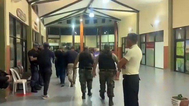 Así fue el momento de la detención de los dos pilotos bolivianos en la terminal de Rosario de la Frontera