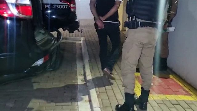 ROTAM pega homem com crack, munições e dinheiro durante Operação Sinergia