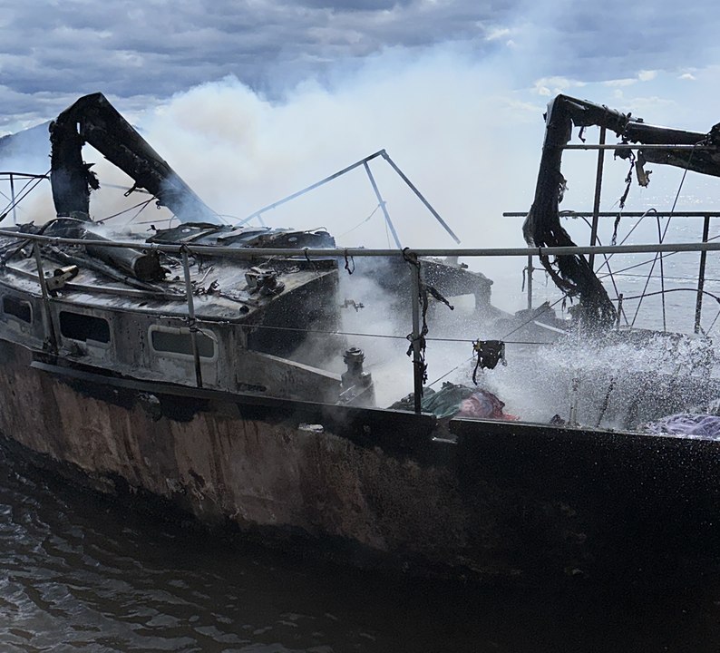 sa_30_responds_to_vessel_fire_23-08-25_v1 (540p)