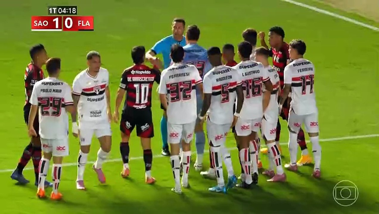 Campeonato Brasileiro 2025  São Paulo x Flamengo  (32ª rod) com Luís Roberto (Globo)