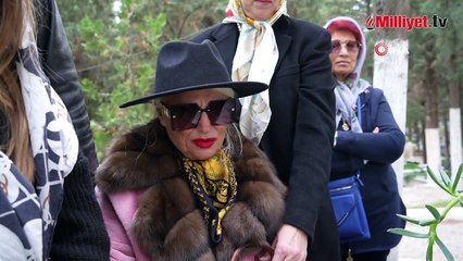 Banu Alkan'ın acı günü! Kardeşini gözyaşlarıyla toprağa verdi