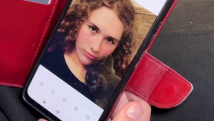 Harcèlement scolaire : la mère de Violette témoigne