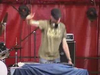 IUT Lannion inté 2k7 featuring Lecomtard (voir fin...)